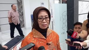 Ketua Dewan Pers Ninik Rahayu saat memberikan keterangan di Gedung Dewan Pers, Jakarta Pusat, Rabu, 15/5/2024. I M. Hafid/Forum Keadilan