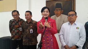 Anggota Dewan Komisioner OJK, Friderica Widiyasari Dewi di Jakarta Selatan, Senin, 20/5/2024. I Novia Suhari/Forum Keadilan