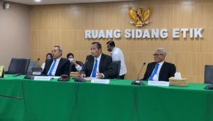 Ketua Dewan Pengawas (Dewas) Komisi Pemberantasan Korupsi (KPK) Tumpak Hatorangan Panggabean, saat menjadi ketua majelis, sidang etik terperiksa wakil ketua KPK Nurul Ghufron, agenda putusan sidang, di gedung KPK lama, Kuningan, Jakarta Selatan. | Ari Kurniansyah/Forum Keadilan
