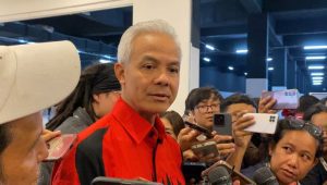 Ganjar Pranowo, saat memberikan keterangan kepada media,di Beach City International Stadium (BCIS), Ancol, Jakarta Utara, Sabtu 25/5/2024. | Ari Kurniansyah/Forum Keadilan