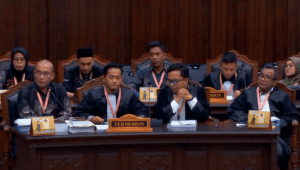 Komisi Pemilihan Umum (KPU) dalam sidang lanjutan sengketa hasil Pemilihan Legislatif (Pileg) 2024, Rabu, 8/5/2024. | YouTube Mahkamah Konstitusi