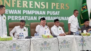Plt Ketua Umum PPP Muhamad Mardiono bersama jajaran tim hukum PPP saat konferensi pers di Kantor DPP PPP, Menteng, Jakarta Pusat, Rabu, 22/5/2024 | M. Hafid/Forum Keadilan