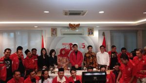 PSI menunjuk Khofifah Indar Parawansa dan Emil Dardak untuk maju ke Pilgub Jawa Timur, Selasa, 4/6/2024. I Syahrul Baihaqi/Forum Keadilan