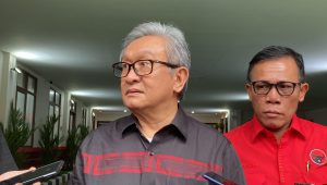 Pakar hukum pidana Maqdir Ismail usai menjadi narasumber dalam acara Sekolah Hukum yang diadakan DPP PDIP di Sekolah Partai PDIP, Lenteng Agung, Jakarta Selatan, Jumat, 14/6/2024. | M.Hafid/Forum Keadilan