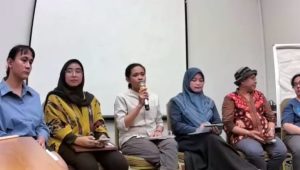 Koalisi Masyarakat Sipil menggelar diskusi bertajuk 'Hasil Pemantauan Kekerasan Berbasis Gender dalam Pemilu di Indonesia', Senin, 24/6/202424 | Tangkapan Layar/Forum Keadilan