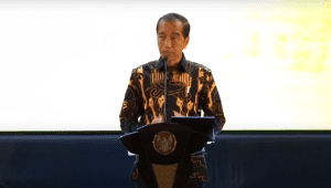 Presiden Joko Widodo (Jokowi) saat memberikan sambutan pada acara Rakernas Apeksi XXVII yang digelar di Balikpapan, pada Selasa, 4/6/2024. | YouTube Sekretariat Presiden