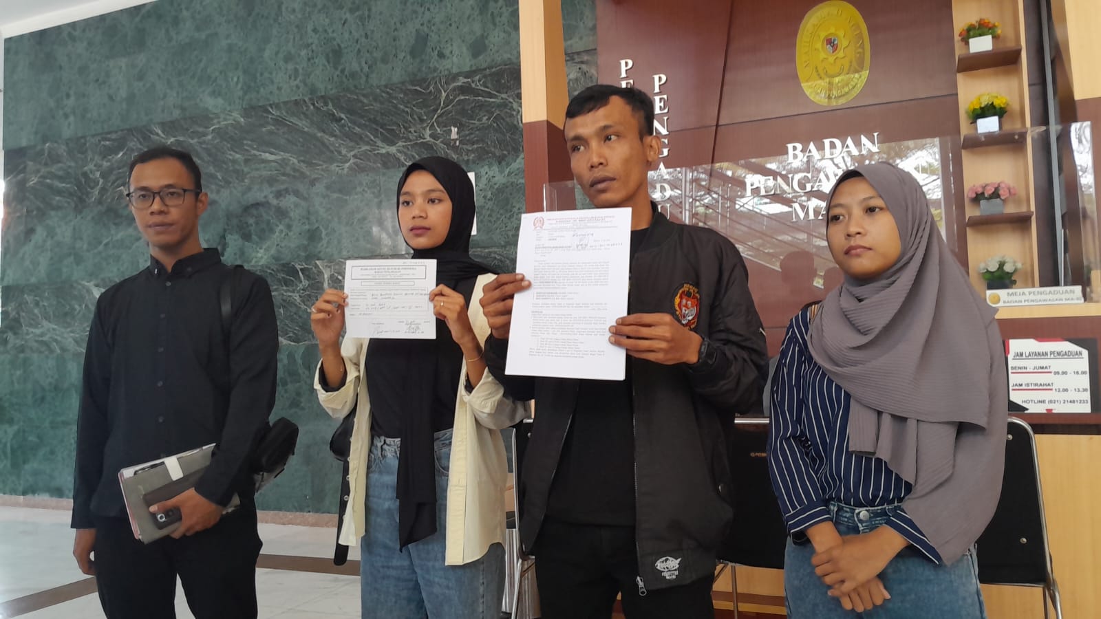 Pihak Dini Laporkan 3 Hakim Pembebas Ronald Tannur ke Bawas MA