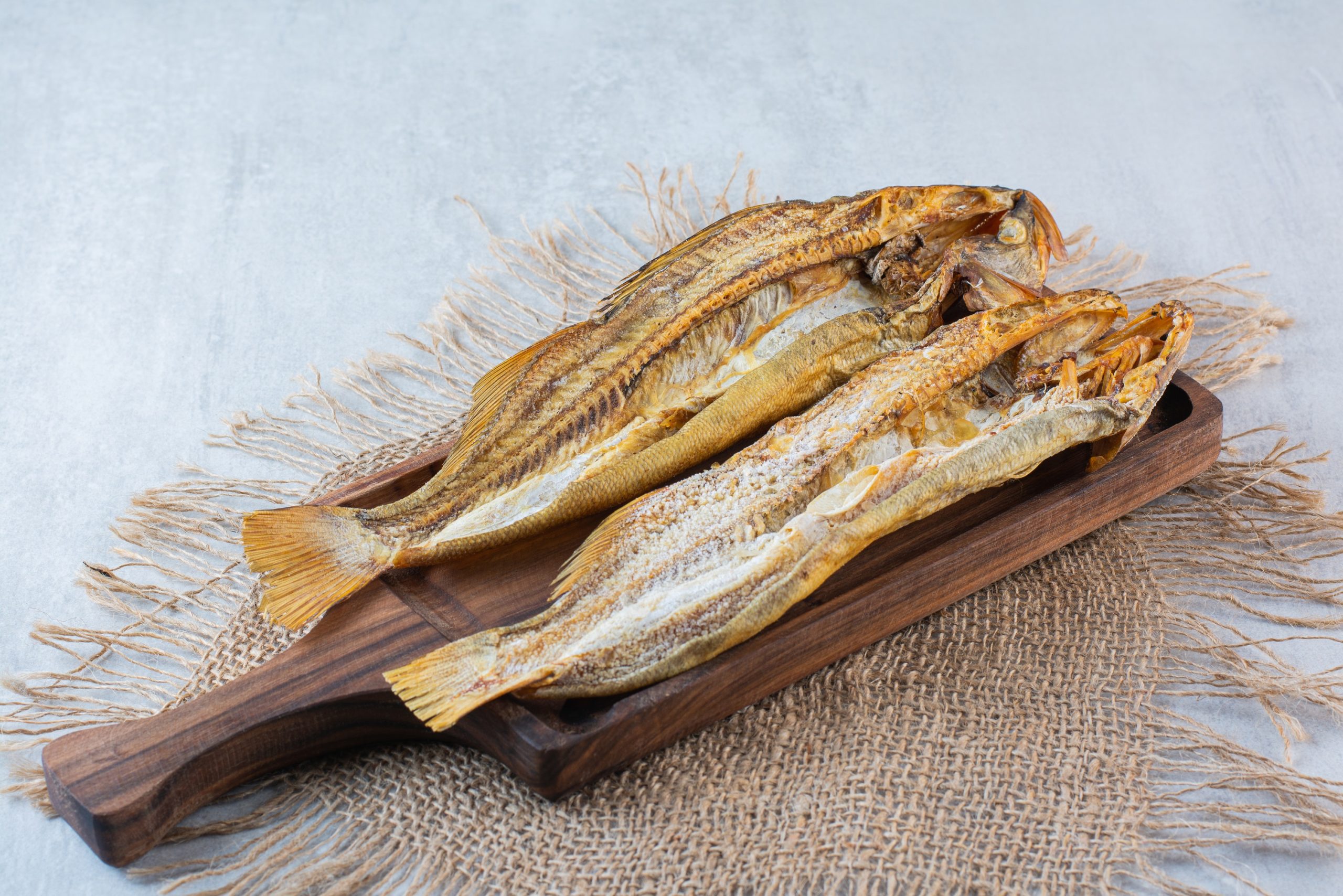 Tips Mengurangi Rasa Asin pada Ikan Asin