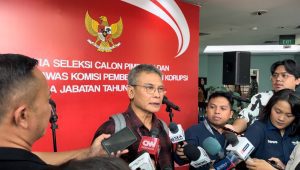 Politisi PDIP Johan Budi usai melaksanakan seleksi Capim dan Dewas KPK di Pusdiklat Kemensetneg, Cipete, Jakarta Selatan, Rabu, 31/7/2024 | Merinda Faradianti/Forum Keadilan