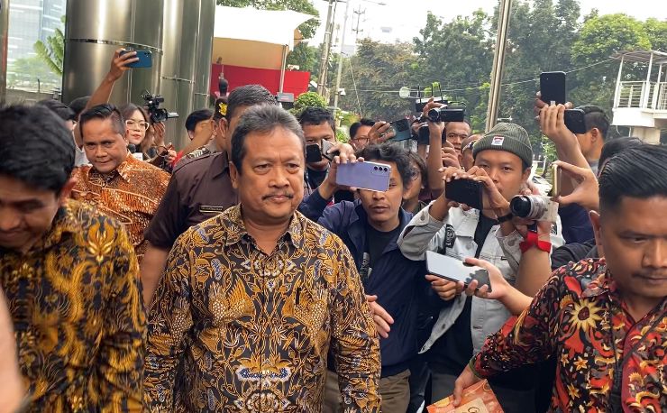 Menteri KKP Usai Jadi Saksi Kasus Korupsi PT Telkom: Saya Harus Bantu KPK