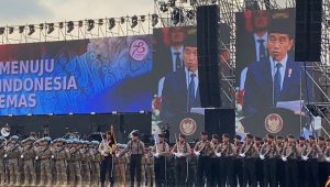 Presiden Republik Indonesia (RI) Ir. Joko Widodo (Jokowi) saat menjadi inspektur upacara pada Hari Ulang Tahun (HUT) ke-78 Bhayangkara di kawasan Monas, Jakarta Pusat, Senin, 1/7/2024 petang | Ari Kurniansyah/Forum Keadilan