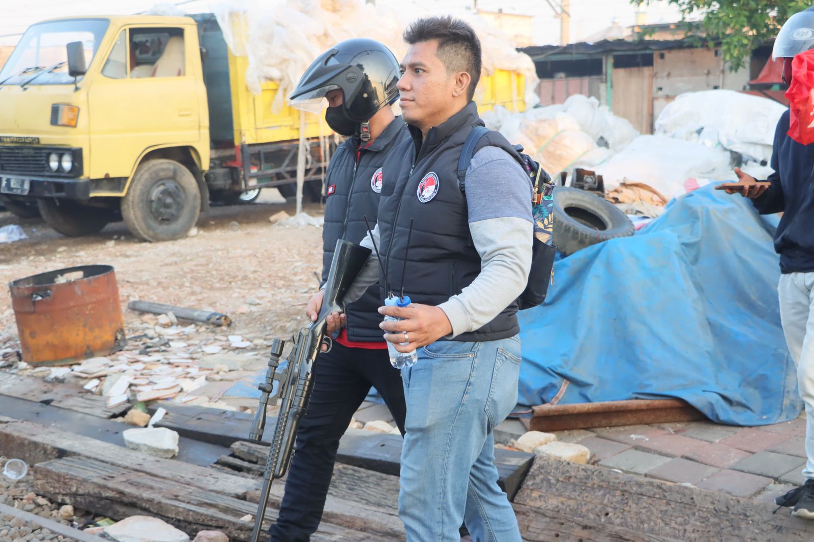Polisi Gerebek Pengedaran Narkoba di Kampung Muara Bahari Jakut
