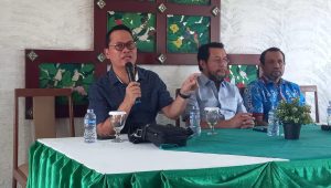 Wakil Ketua Pansus Tatib DPD RI Hasan Basri (kiri) saat konferensi pers di Pulau Dua Restorant, Senayan, Jakarta Pusat, Selasa, 16/7/2024. I M. Hafid/Forum Keadilan