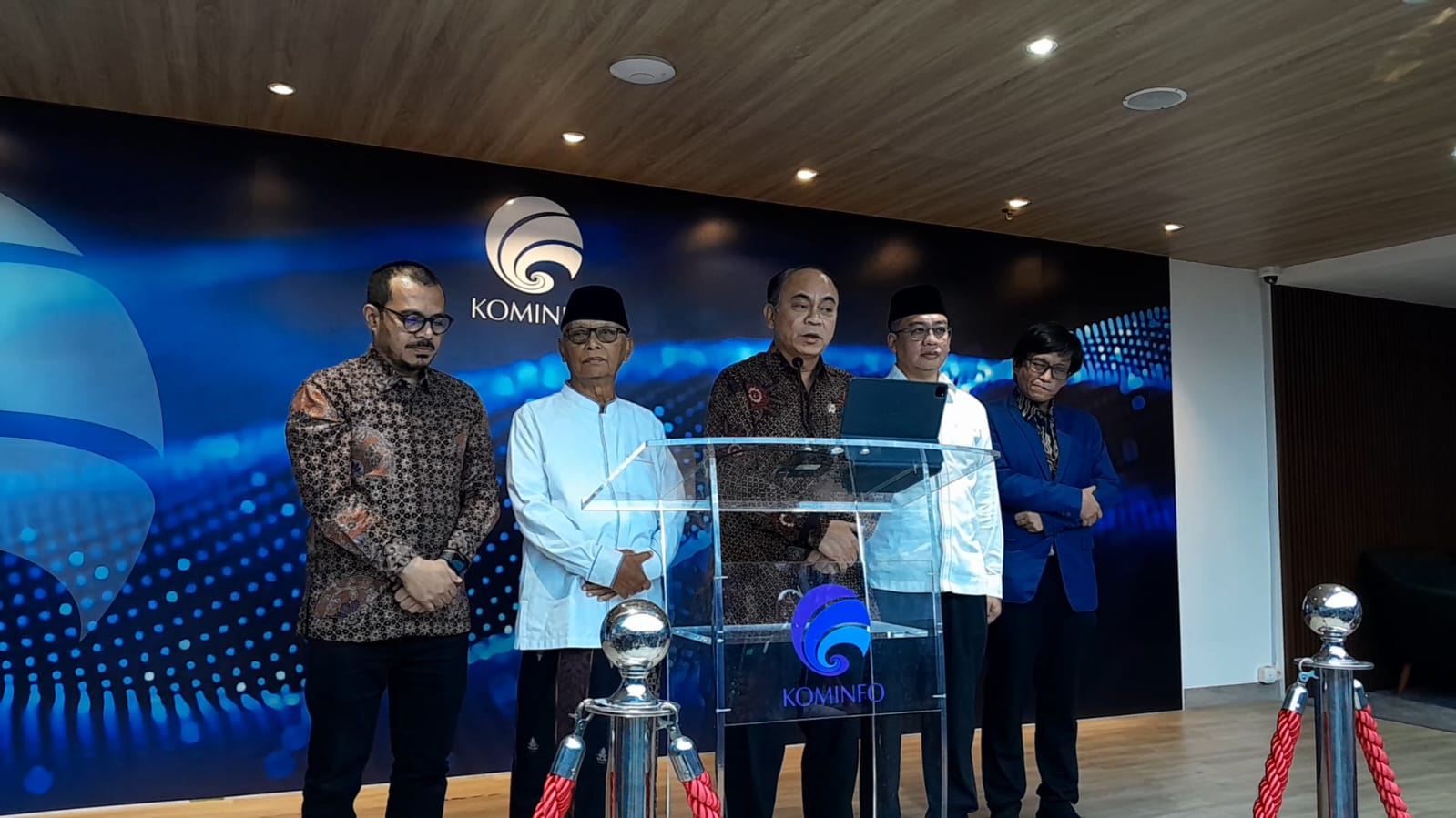 Budi Arie soal Inisial T Diduga Pengendali Judol di Indonesia: Jangan Tanya Saya