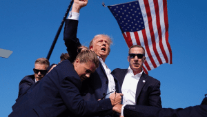 Presiden ke-45 Amerika Serikat (AS) Donald Trump ditembak di tengah kampanye di Butler, Pennsylvania, Sabtu sore waktu setempat atau Minggu, 14/7/2024, pagi waktu Indonesia Barat (WIB). | Dok Ist