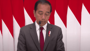 Presiden Joko Widodo (Jokowi) memberikan keterangan pers di Lanud Halim Perdanakusuma, Jakarta, Selasa, 16/7/2024. | YouTube Sekretariat Presiden