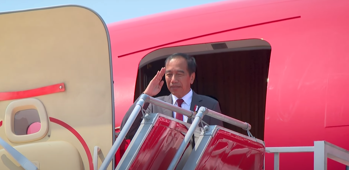 Jokowi Kunjungan Kenegaraan ke Abu Dhabi Bahas Investasi di IKN