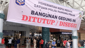 Mal Centre Point Medan disegel karena tunggakan pajak retribusi | Ist