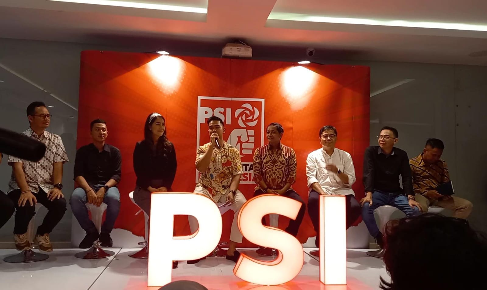 Disebut PKB Belum Cukup Umur Maju Pilgub, Kaesang: Kita Taat Konstitusi