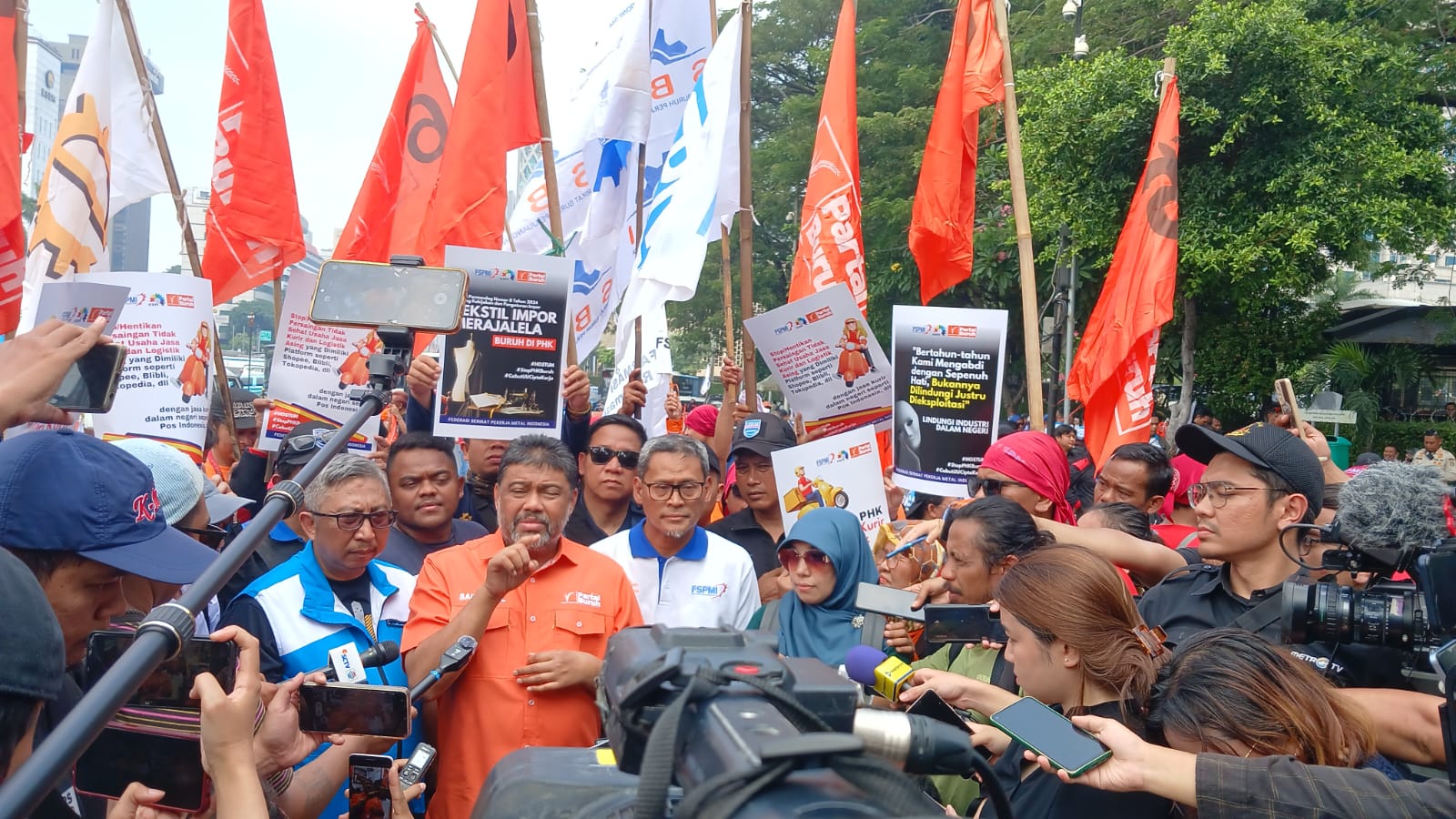 Partai Buruh Sindir Pertumbuhan Ekonomi tapi Marak PHK Massal