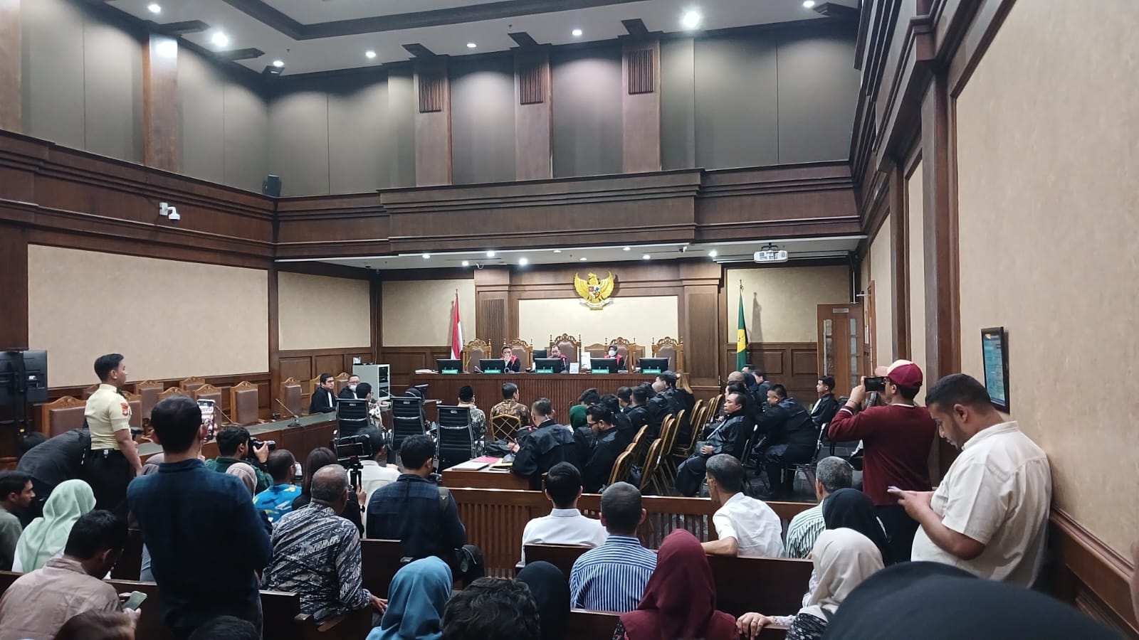 Putusan Belum Siap, Sidang Vonis 4 Terdakwa Korupsi Tol MBZ Ditunda