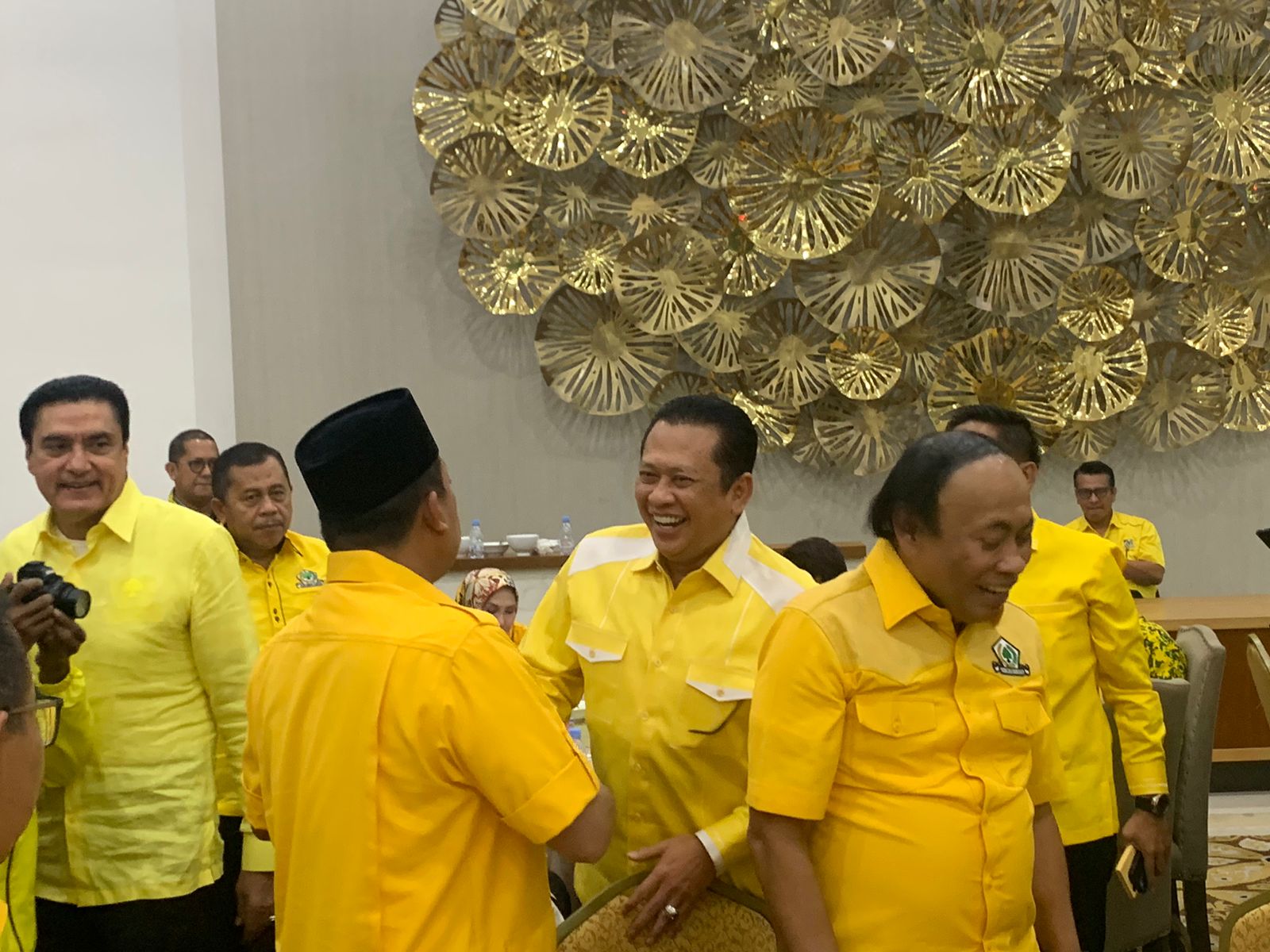 Hadiri Rapat Pleno Golkar, Bamsoet Sebut Agus Gumiwang Plt Ketum