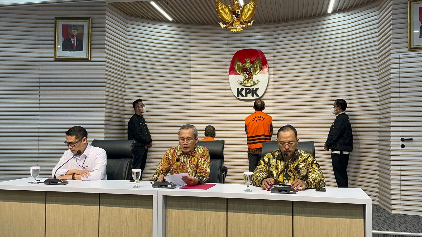 KPK Tahan 2 Tersangka Korupsi Jasindo