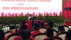 Ketua Umum PDIP Megawati Soekarnoputri saat menyampaikan pidato politiknya dalam acara pengumuman Cakada di Kantor DPP PDIP, Jalan Diponegoro, Menteng, Jakarta Pusat, Rabu, 14/8/2024 | M. Hafid/Forum Keadilan