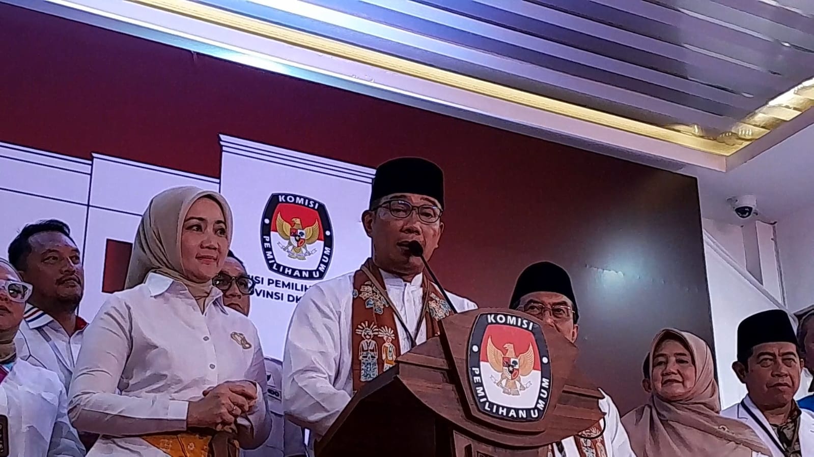 Didampingi 15 Parpol, Ridwan Kamil-Suswono Resmi Daftar Pilgub Jakarta 2024