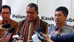 Wakil Ketua Komisi IX DPR RI Emanuel Melkiades Laka Lena di Gedung DPR RI, Jakarta Pusat, Senin, 19/8/2024 | Muhammad Reza/Forum Keadilan