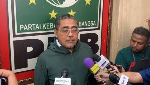Wakil Ketua Umum Partai Kebangkitan Bangsa (PKB) Jazilul Fawaid setelah menghadiri pertemuan antara partainya dengan Partai Solidaritas (PSI) di kantor PKB di Jalan Raden Saleh Raya, Jakarta Pusat, Selasa, 6/8/2024 | Ali Mansur/Forum Keadilan