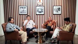 Dari kiri ke kanan, Direktur Eksekutif Trias Politica Strategis Agung Baskoro, Poempida Hidayatulloh, Pengamat Politik Prof Ikrar Nusa Bhakti, dan Pengamat Politik Ray Rangkuti dalam PHD 4K Forum Keadilan, Rabu, 7/8/2024 I Reza Fadilla/Forum Keadilan