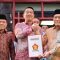 Bakal pasangan calon Gubernur dan Wakil Gubernur Jakarta Ridwan Kamil-Suswono menerima surat rekomendasi dari Partai Gerindra di DPP Partai Gerindra, Jakarta Selatan, Jumat, 23/8/2024 | Ali Mansur/Forum Keadilan