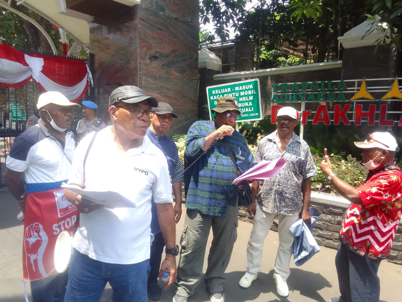 Aktivis Papua Desak Kejagung Tangkap Ruben Yason Rumboisano