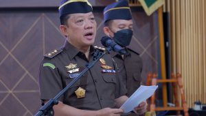 Kejaksaan Agung (Kejagung) memeriksa lima saksi terkait korupsi pembangunan Tol Jakarta-Cikampek (Japek).