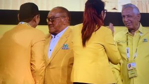 Ketua Dewan Pembina Partai Golkar, Aburizal Bakrie saat menghadiri Musyawarah Nasional (Munas) XI Partai Golkar di Jakarta Convention Center (JCC), Jakarta Pusat, Selasa, 20/8/2024 malam | Ali Mansur/Forum Keadilan