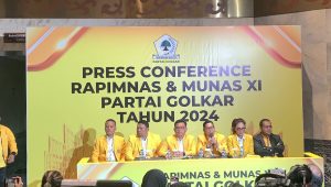 Konferensi pers sidang Munas ke XI Partai Golkar di Jakarta Convention Center (JCC), Jakarta Pusat, Selasa, 20/8/2024 malam | Ali Mansur/Forum Keadilan