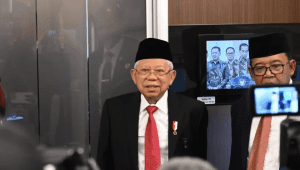 Wakil Presiden (Wapres) RI, Ma'ruf Amin setelah menghadiri Pelantikan Pamong Praja Muda IPDN Tahun 2024 di Jawa Barat pada Kamis, 1/8/2024 | Sekretariat Wakil Presiden - HB/SK – BPMI Setwapres