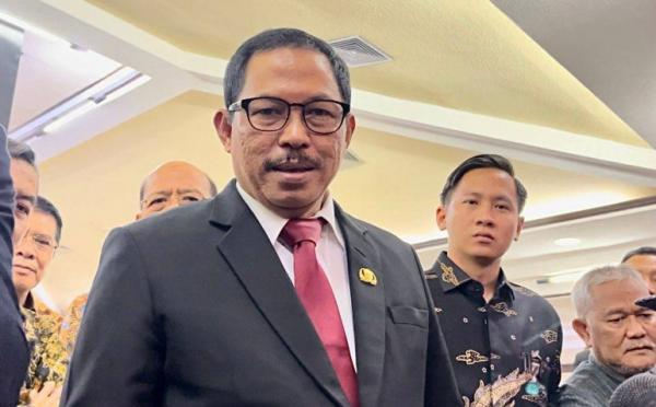Jokowi Panggil Pj Gubernur Jateng Nana Sudjana ke Istana