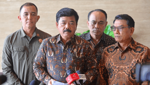 Menteri Koordinator Bidang Politik, Hukum, dan Keamanan (Menko Polhukam) Hadi Tjahjanto dan Kepala Staf Kepresidenan Moeldoko Umumkan Penerima Tanda Jasa dan Tanda Kehormatan | Website Sekretariat Kabinet