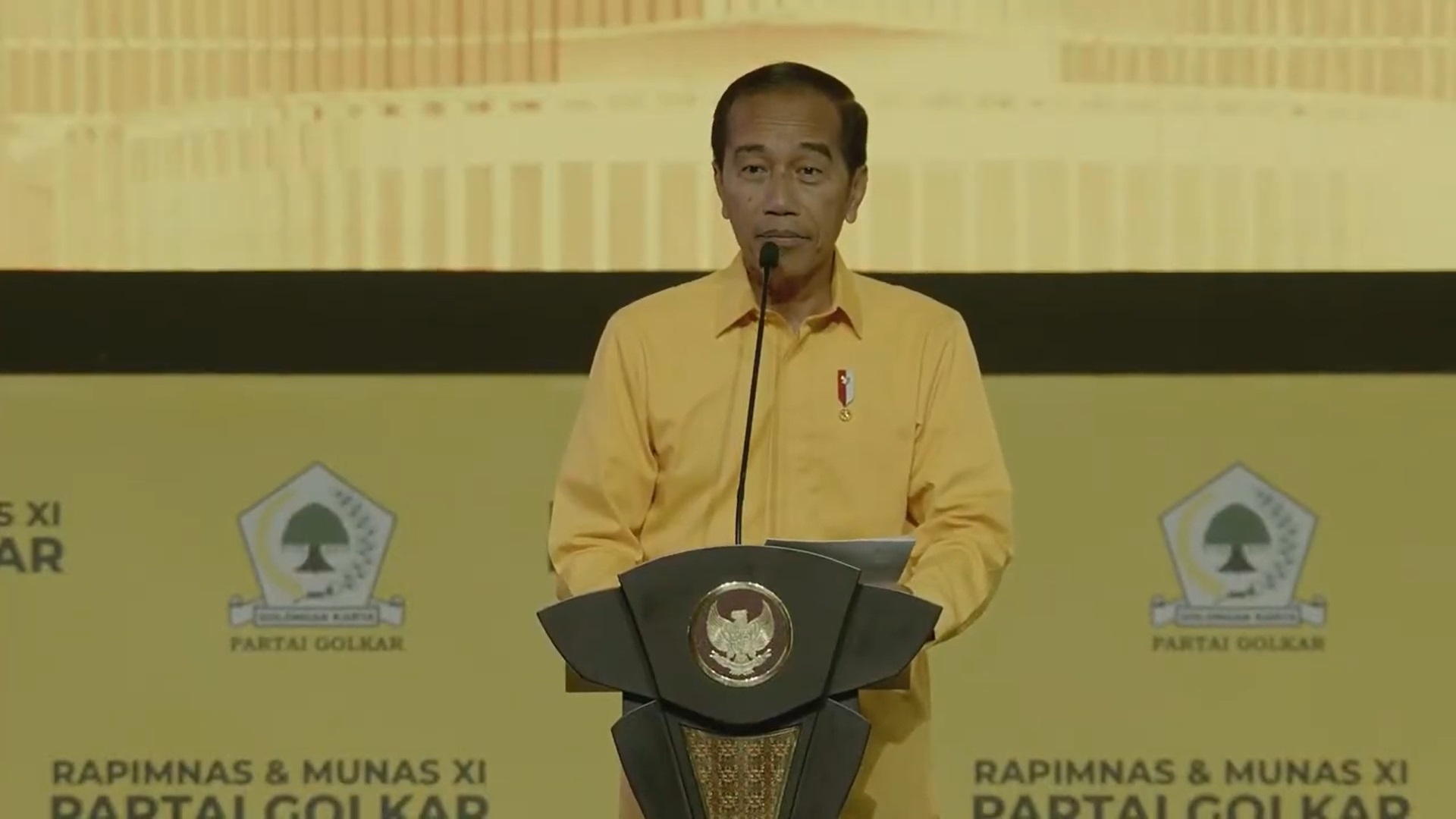 Jokowi soal Polemik Putusan MK vs DPR: Yang Ramai Tetap Si ‘Tukang Kayu’