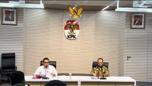 Juru Bicara KPK Tessa Mahardhika Sugiarto Direktur Penyidik Komisi Pemberantasan Korupsi (KPK) Asep Guntur Rahayu di Gedung Merah Putih KPK, Jakarta Selatan, Selasa, 27/8/2024 | Merinda Faradianti/Forum Keadilan