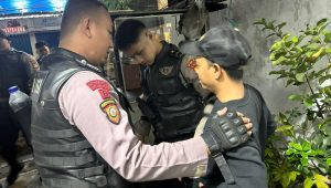 Tim Patroli Perintis Presisi Polda Metro Jaya, saat mengamankan seorang pemuda yang diduga membawa narkoba, di kawasan Pondok Gede Jakarta Timur, Selasa 20/8/2024 | ist