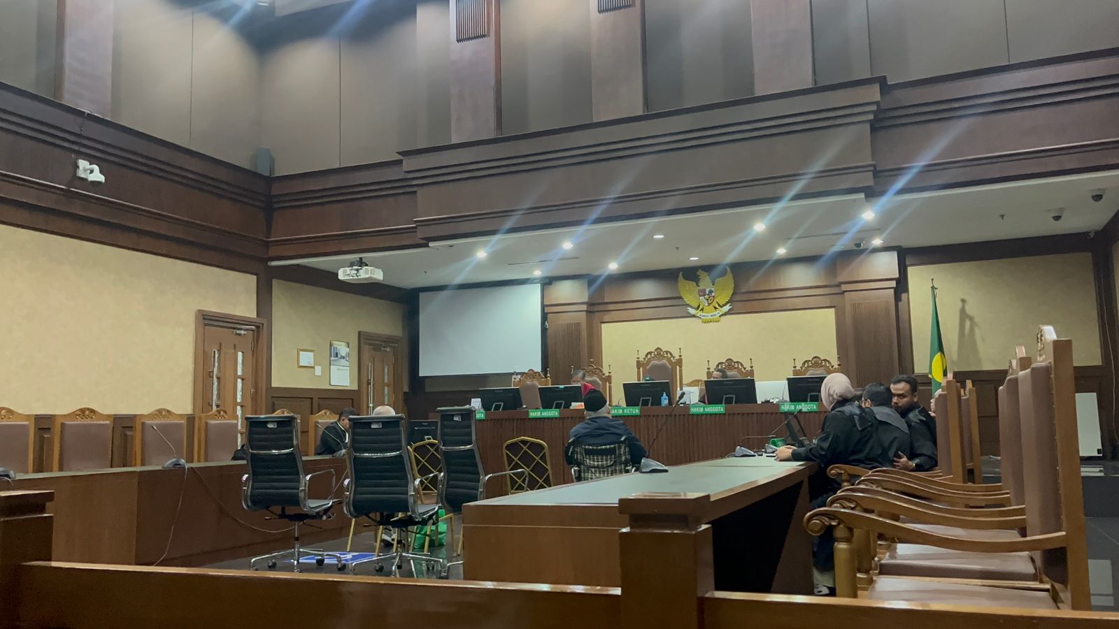 Korupsi GPON PT Jakpro: Abdul Hadi serta Lim Lay Ming Divonis 5 dan 4 Tahun Penjara