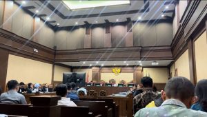 Sidang lanjutan kasus dugaan korupsi tata niaga timah di wilayah Izin Usaha Pertambangan (IUP) PT Timah tahun 2015-2022 | Merinda Faradianti/Forum Keadilan