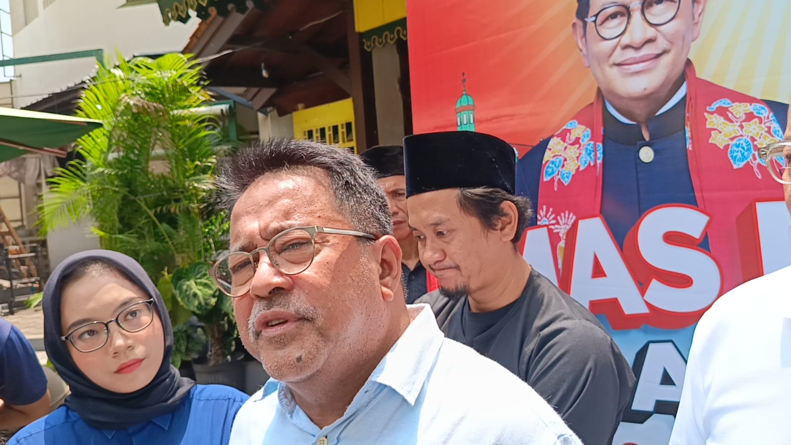 Rano Karno Bertekad Selesaikan Persoalan Kampung Bayam, Janjikan Pekerjaan untuk Korban