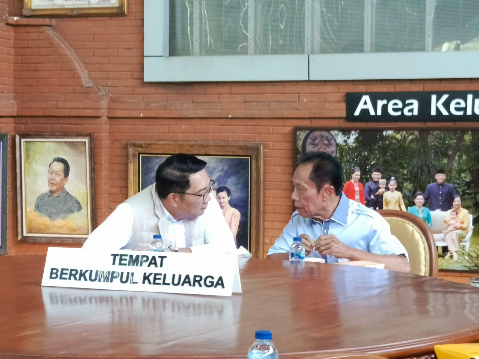 Bang Yos Ingatkan Ridwan Kamil Terkait Permasalahan Klasik Jakarta