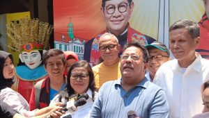 Bakal calon Wakil Gubernur Jakarta dari Partai Demokrasi Indonesia Perjuangan (PDIP) Rano Karno di Warung Garasi Si Doel, Lebak Bulus, Jakarta Selatan, Selasa, 17/9/2024 | Ali Mansur/Forum Keadilan