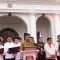 Ketua KPU DKI Jakarta Wahyu Dinata memimpin deklarasi Kampanye Damai Pilgub Jakarta 2024 di kawasan Kota Tua, Jakarta Barat, Selasa, 24/9/2024 | Ali Mansur/Forum Keadilan