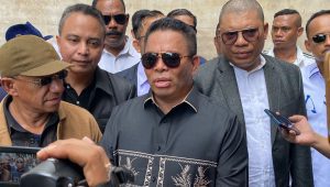Ketua DPP Front Pemuda Muslim Maluku (FPMM) Umar Kei saat memberikan keterangan kepada media di Polda Metro Jaya, Jakarta Selatan, Kamis, 26/9/2024 | Ari Kurniansyah/Forum Keadilan